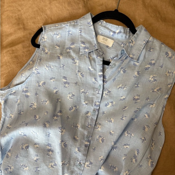 Uniqlo linen Floral Sleeveless Button-Up Blouse - Picture 9 of 10
